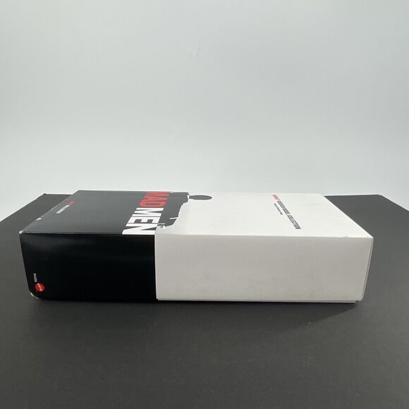 Barbie Mad Men Joan Holloway Silkstone Doll BFMC Gold Label 2010 Mattel NIB - Picture 13 of 15